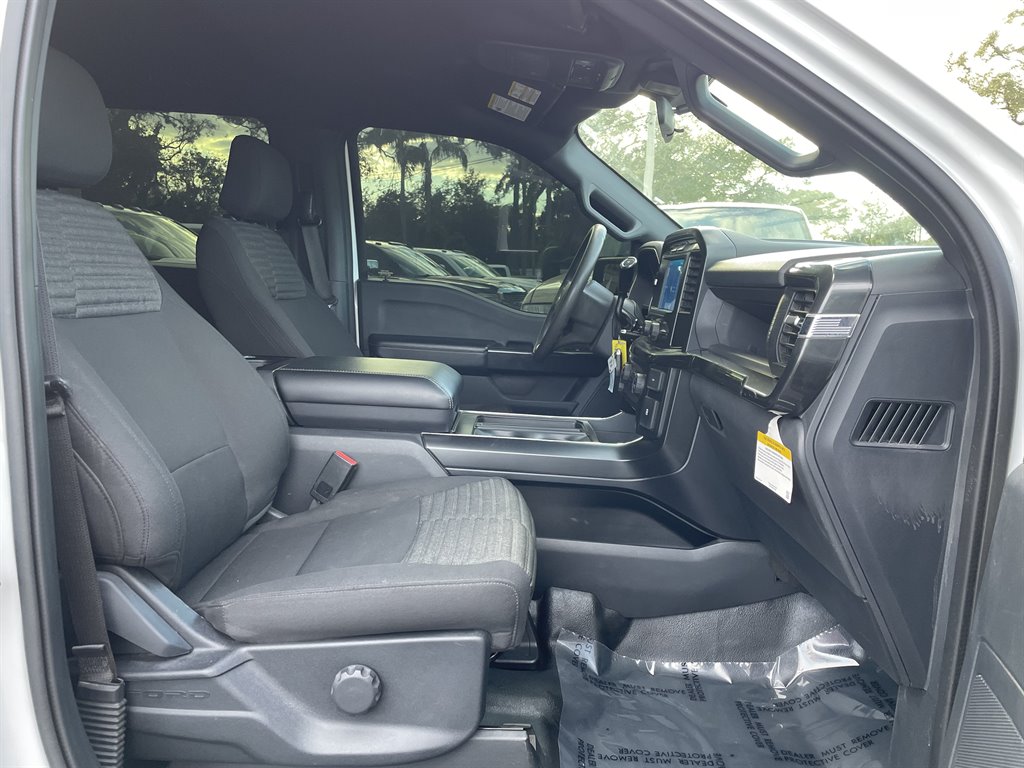 2022 Ford F150 XL photo