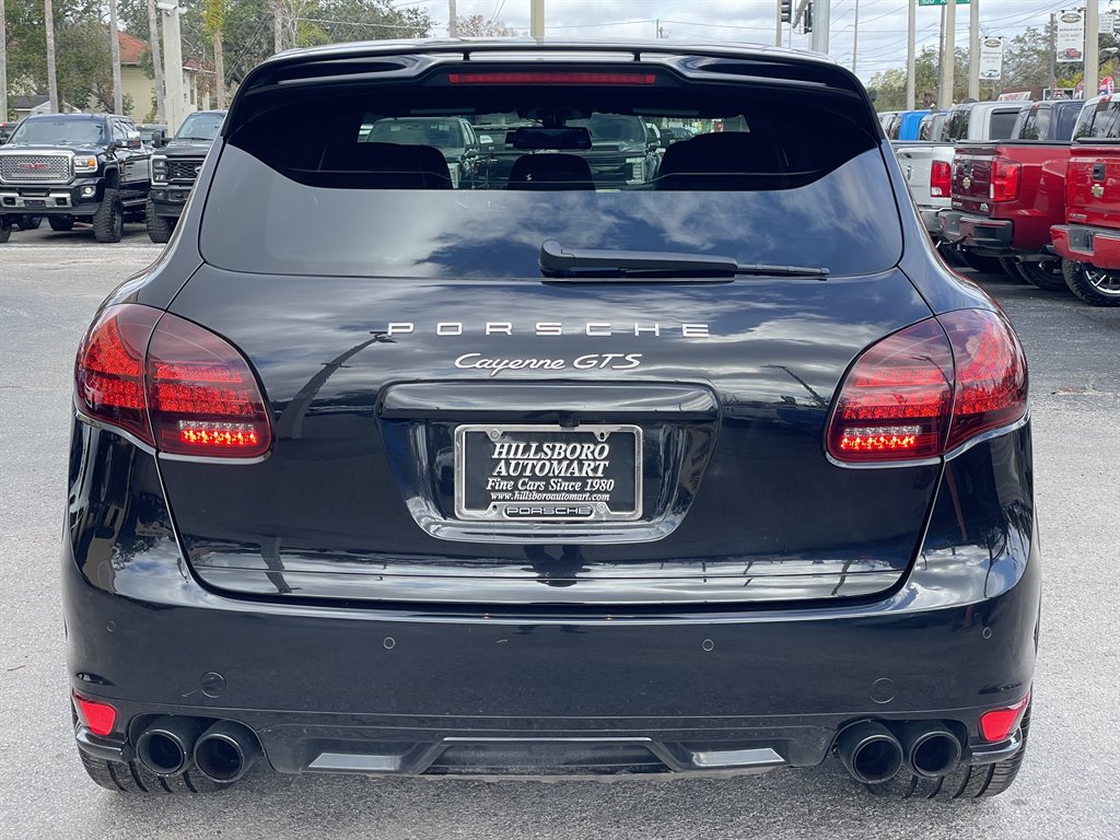 2014 Porsche Cayenne GTS photo