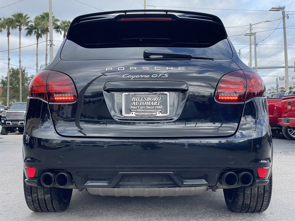 2014 Porsche Cayenne GTS photo