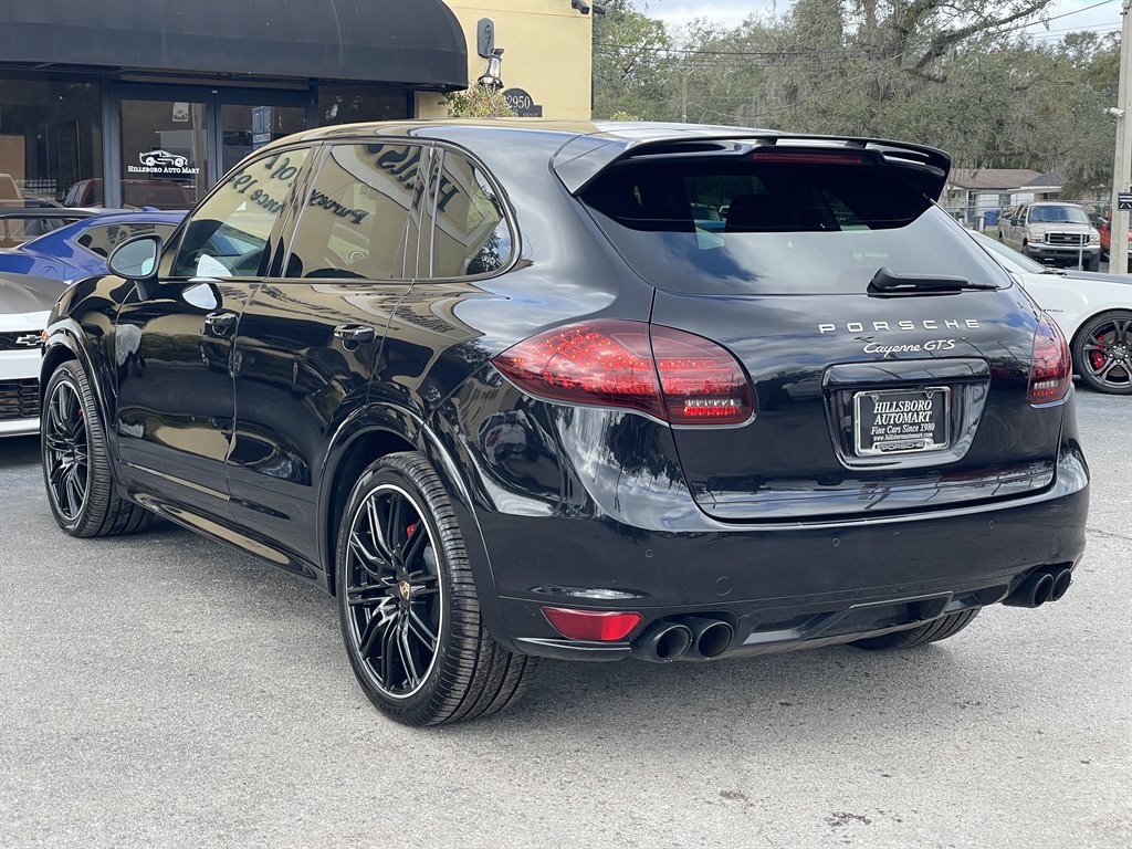 2014 Porsche Cayenne GTS photo