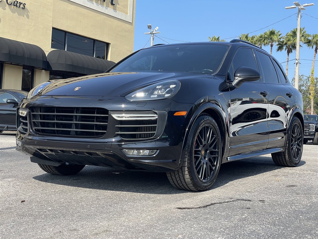 2016 Porsche Cayenne - $32,999