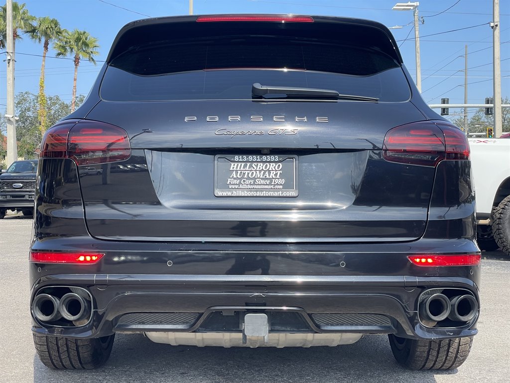 2016 Porsche Cayenne GTS photo