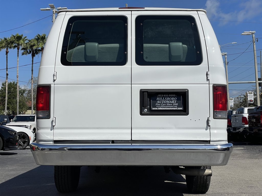 2011 Ford E-350 - $22,999