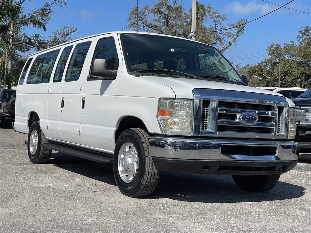 2011 Ford E-350 - $22,999