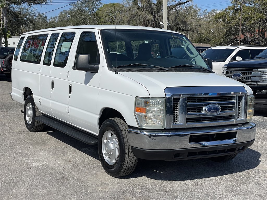2011 Ford E-350 - $22,999