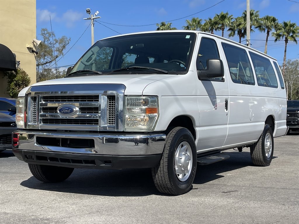 2011 Ford E-350 - $22,999