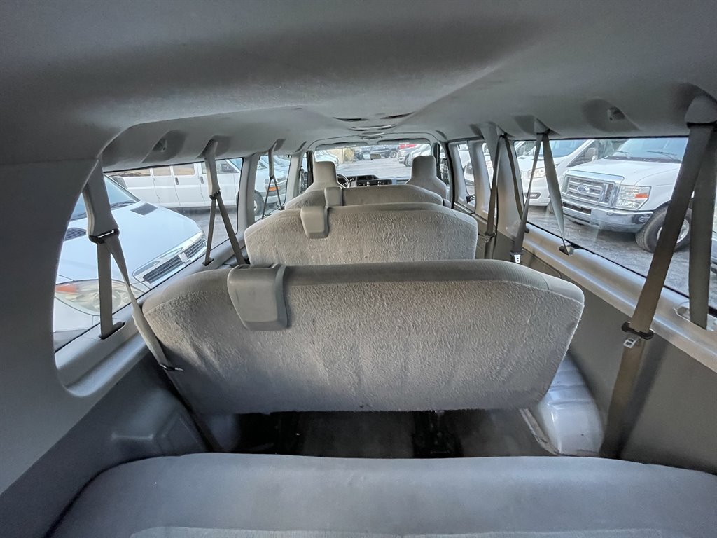 2011 Ford E-350 - $22,999