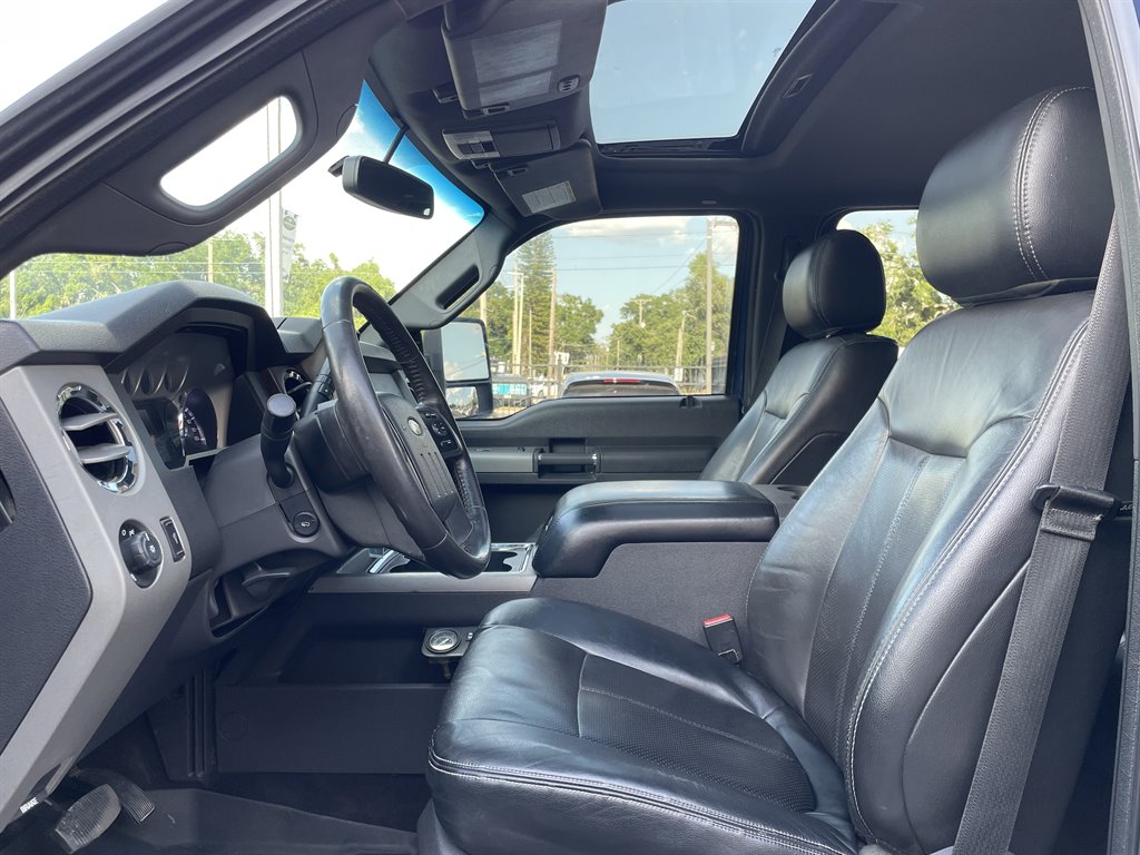 2015 Ford F-250 - $33,999