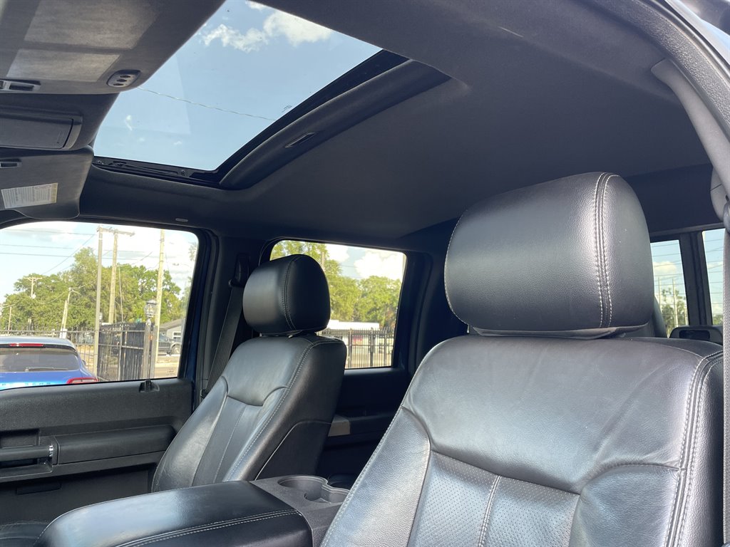 2015 Ford F-250 - $33,999