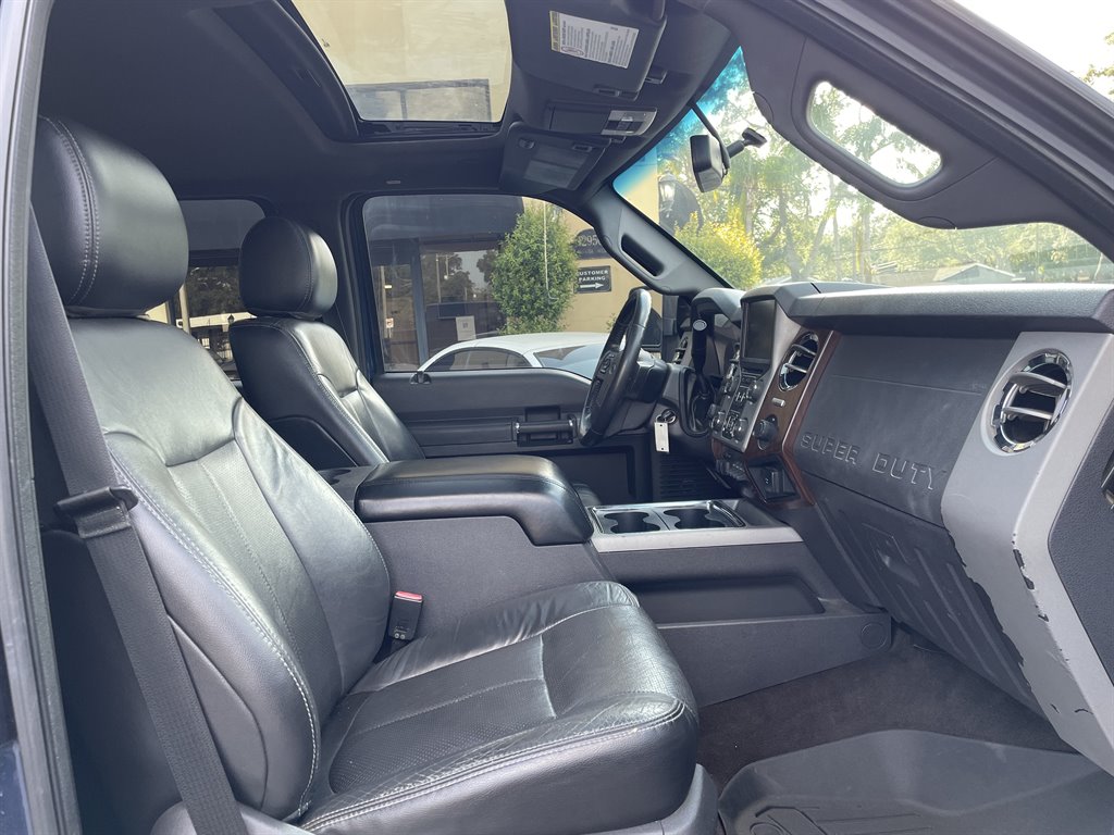 2015 Ford F-250 - $33,999