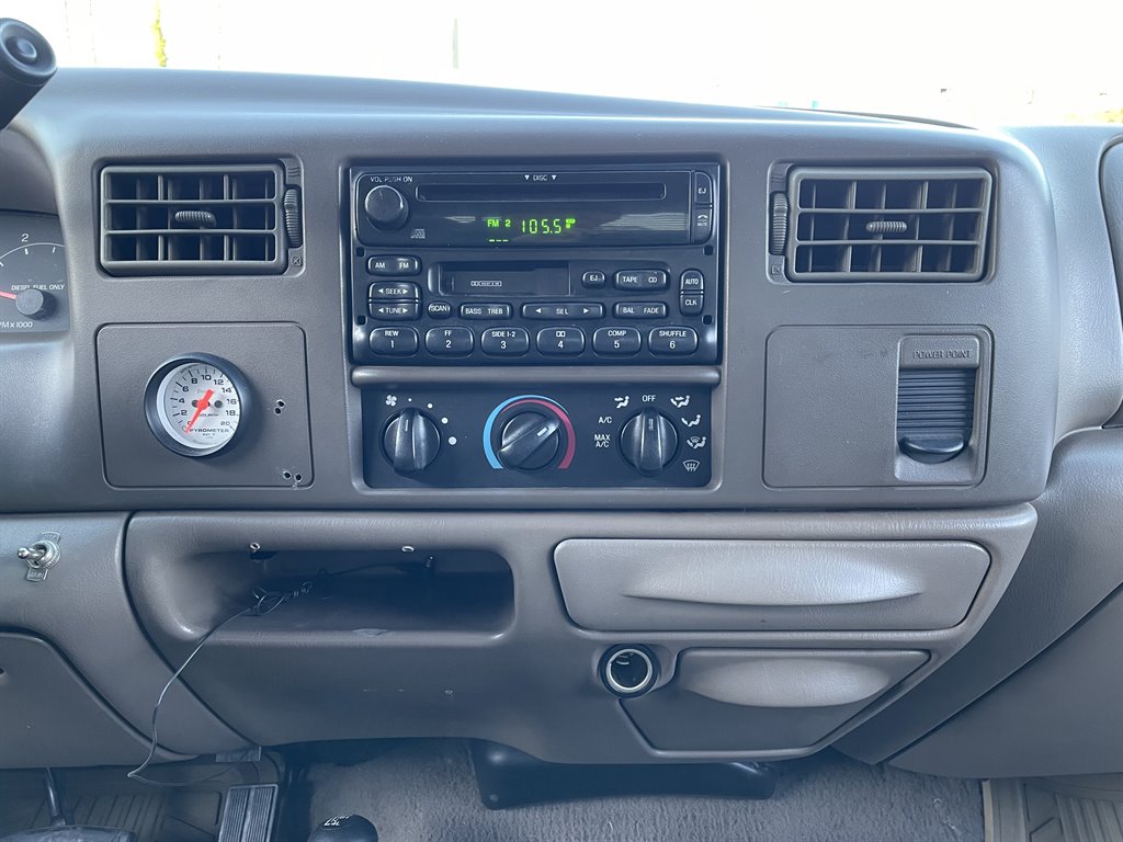 2000 Ford F-350 Super Duty - $31,999