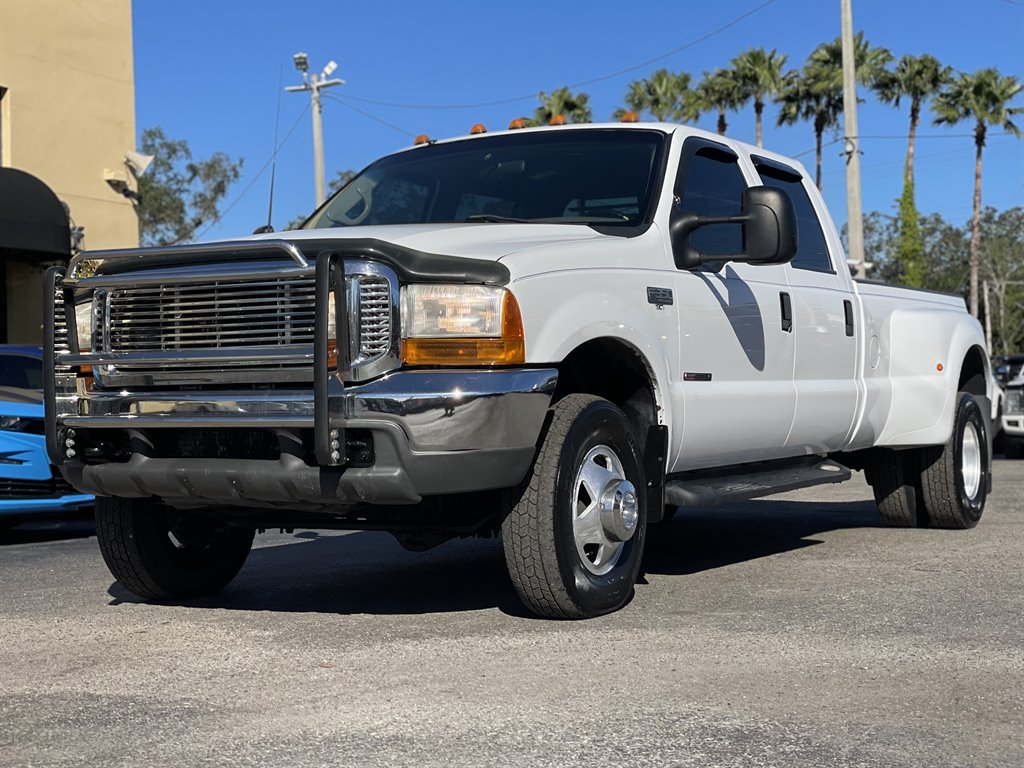 2000 Ford F-350 Super Duty - $31,999