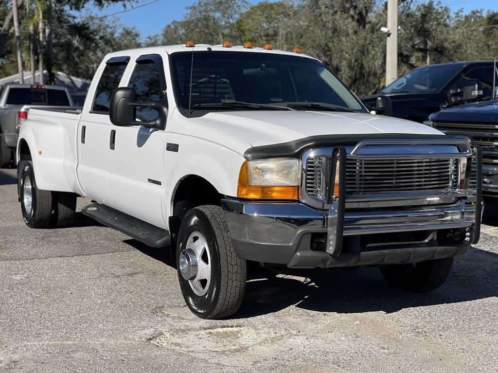 2000 Ford F-350 Super Duty - $31,999