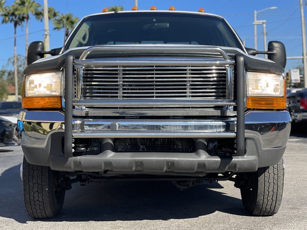 2000 Ford F-350 Super Duty - $31,999