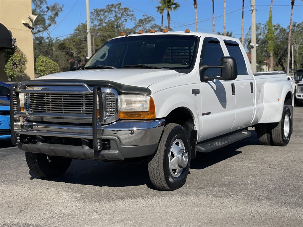 2000 Ford F-350 Super Duty - $31,999