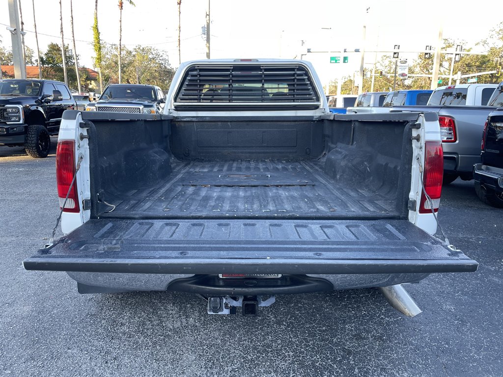 2000 Ford F-350 Super Duty - $31,999