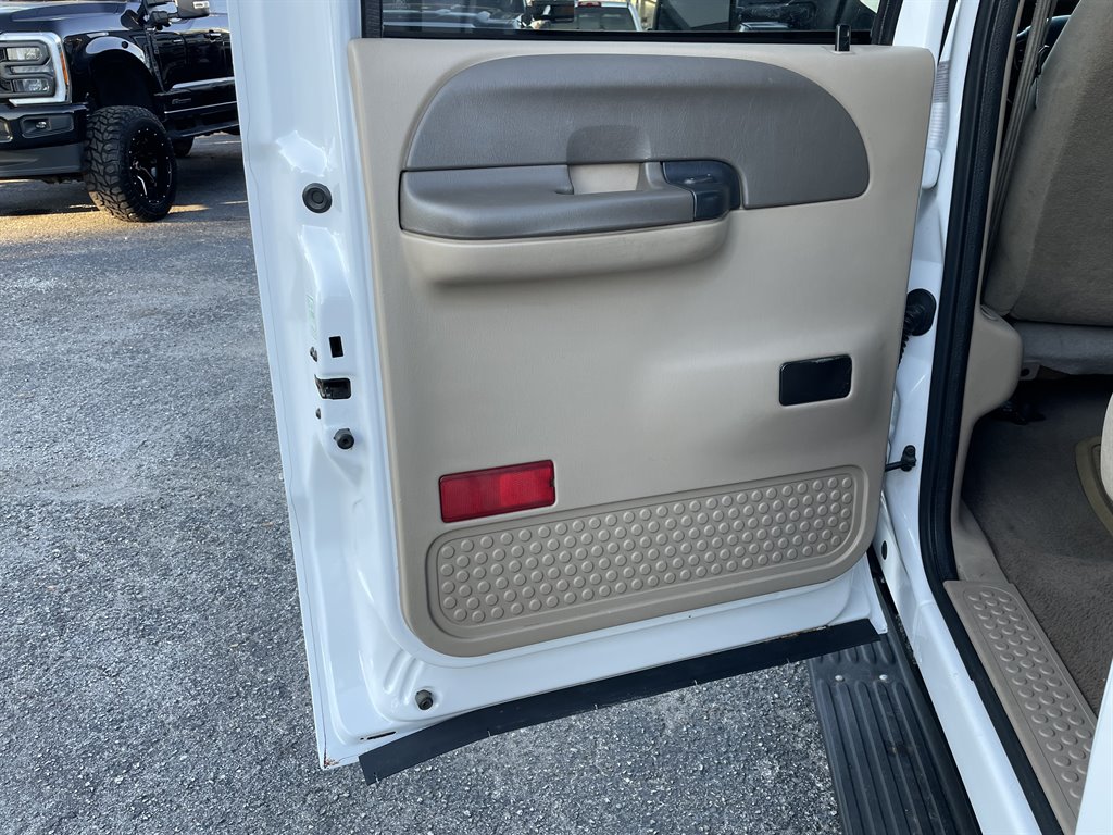 2000 Ford F-350 Super Duty - $31,999