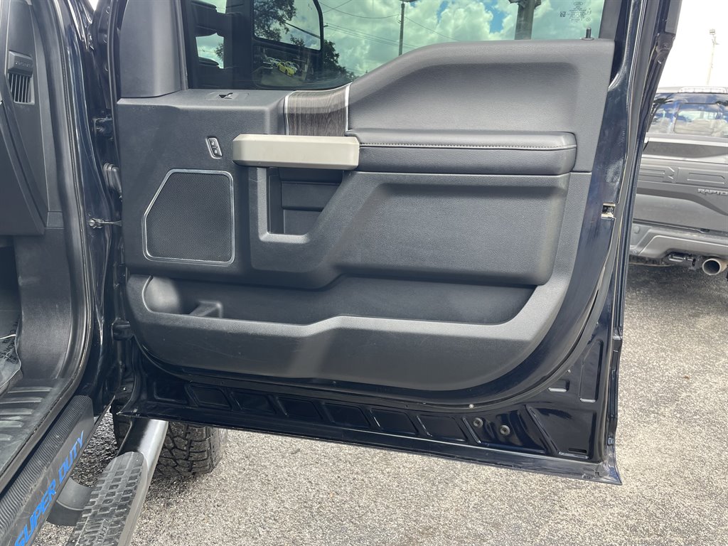 2021 Ford F-250 - $47,999