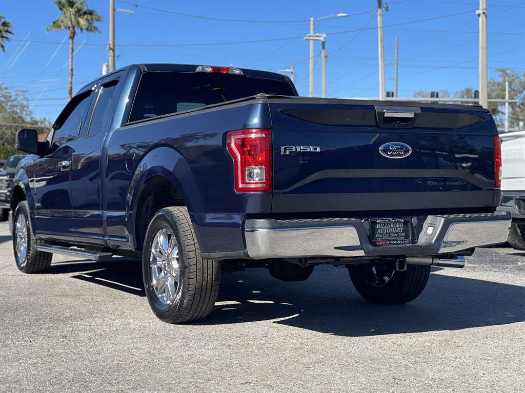 2015 Ford F150 XLT photo