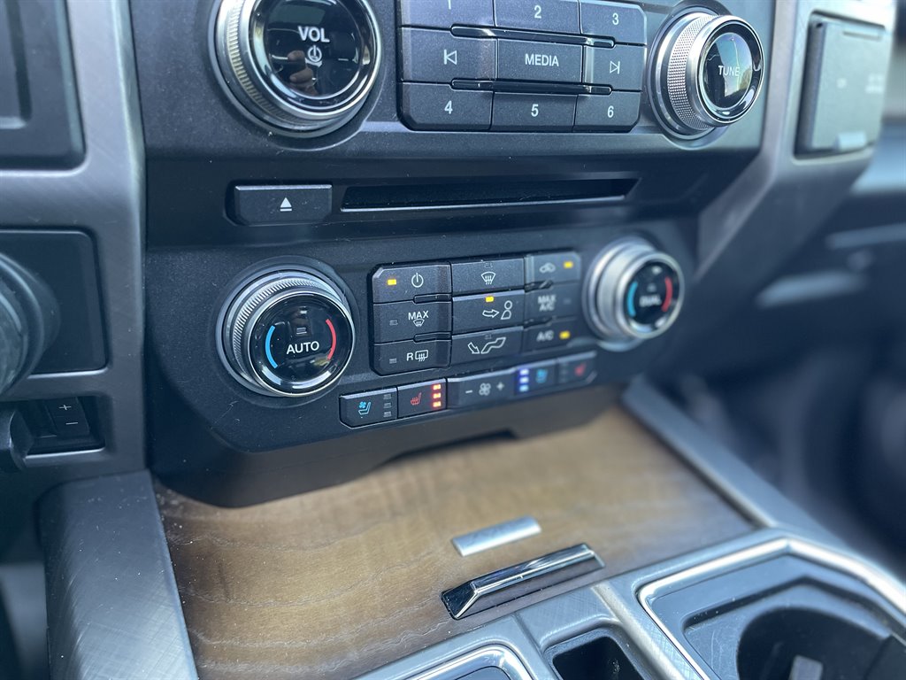 2018 Ford F150 Limited photo