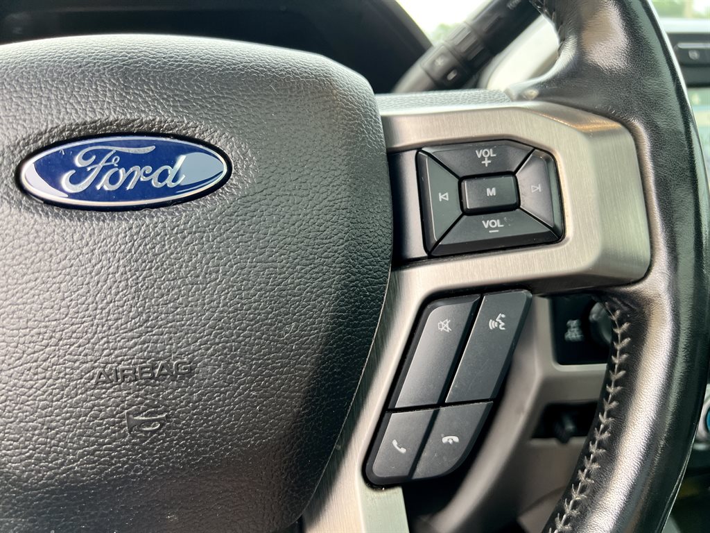 2017 Ford F250sd Platinum photo