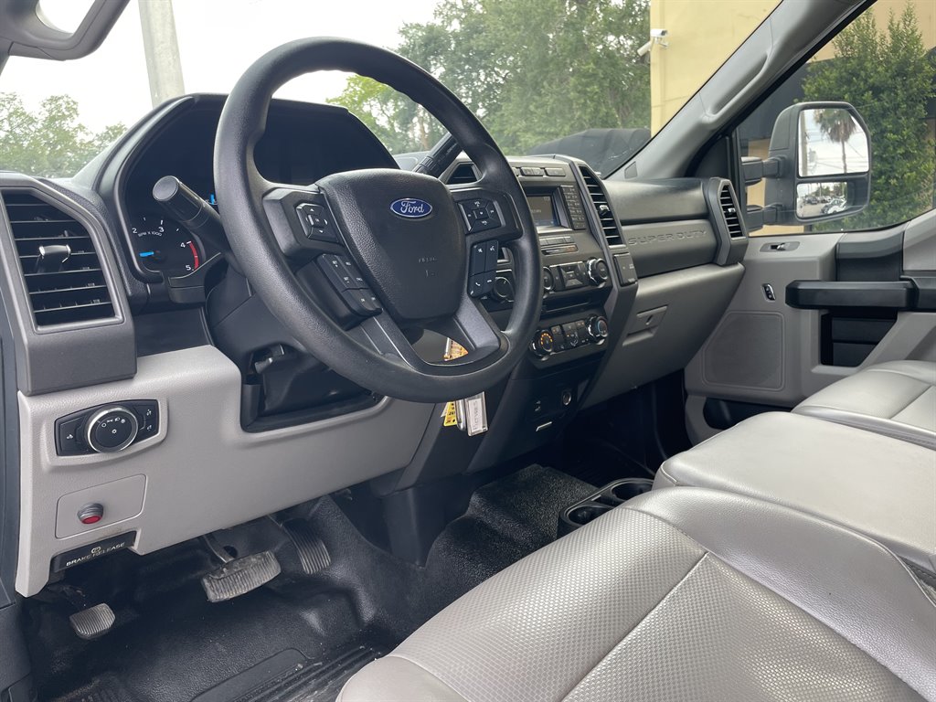 2017 Ford F-350 - $39,999