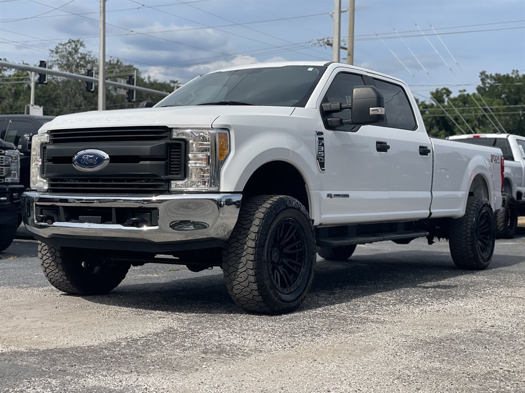 2017 Ford F-350 - $39,999