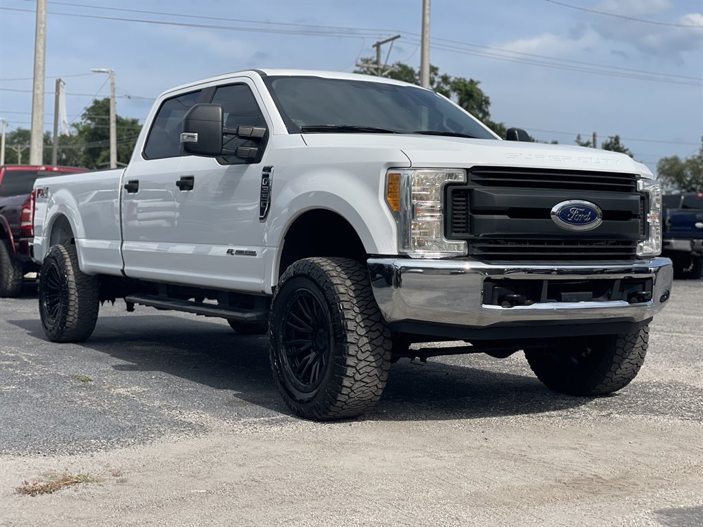 2017 Ford F-350 - $39,999