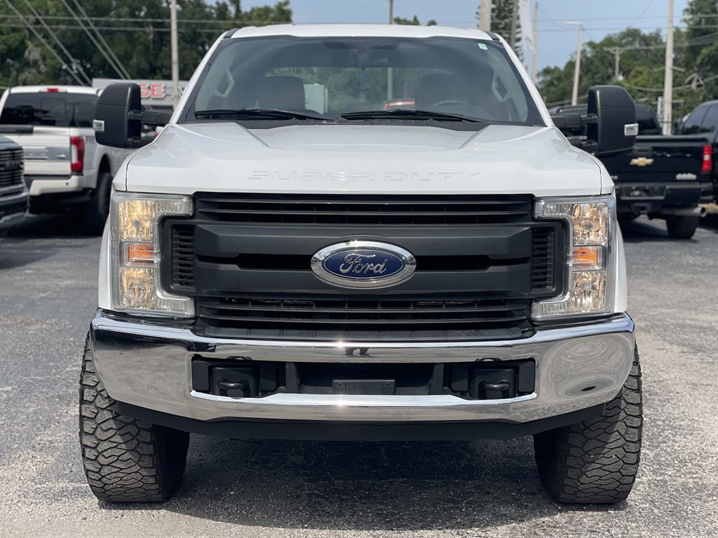 2017 Ford F-350 - $39,999