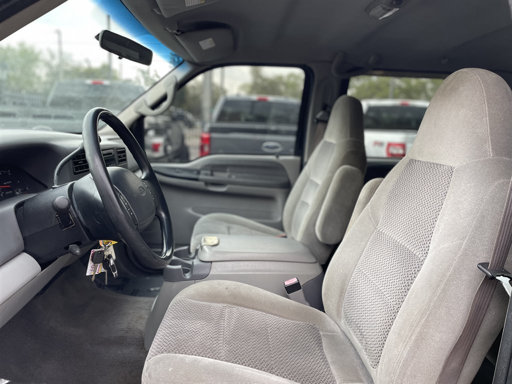 2001 Ford F-250 - $19,999