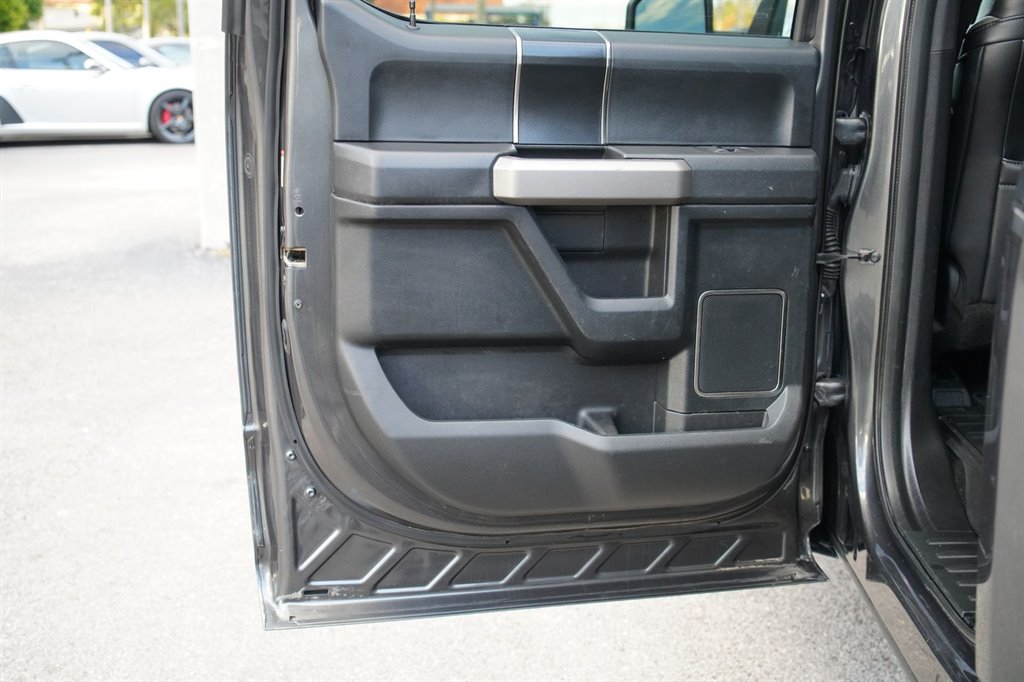 2018 Ford F-150 - $32,999