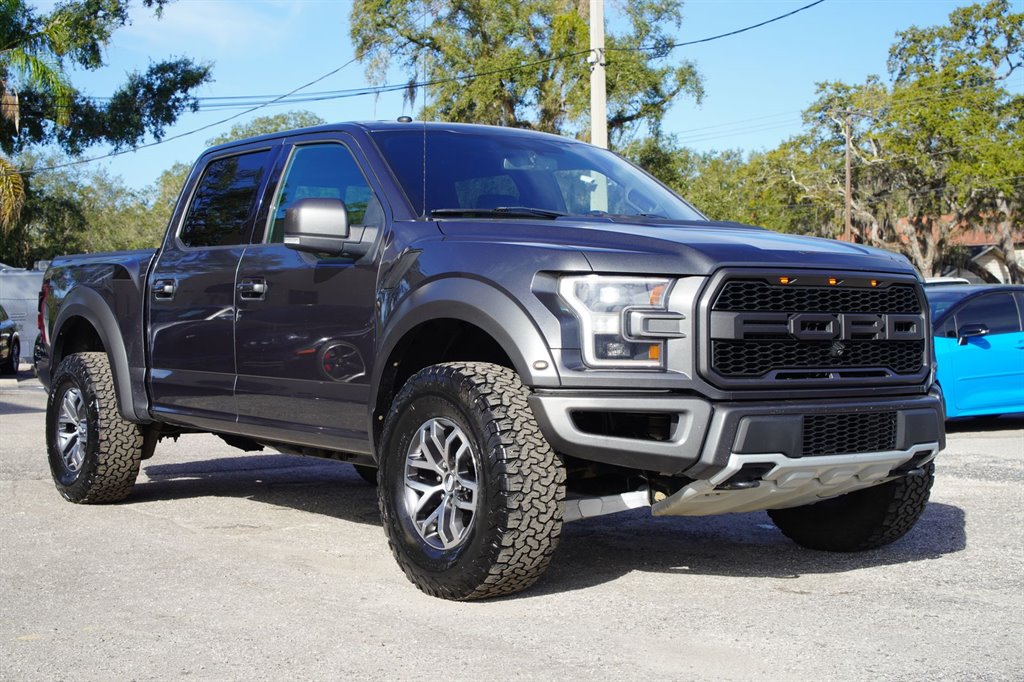 2018 Ford F-150 - $32,999