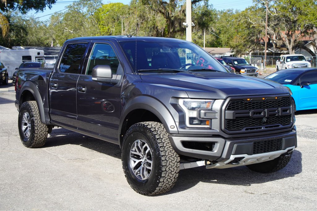 2018 Ford F-150 - $32,999