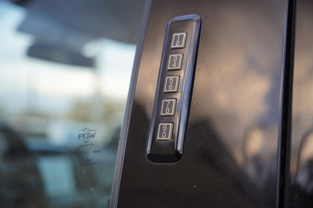 2018 Ford F-150 - $32,999