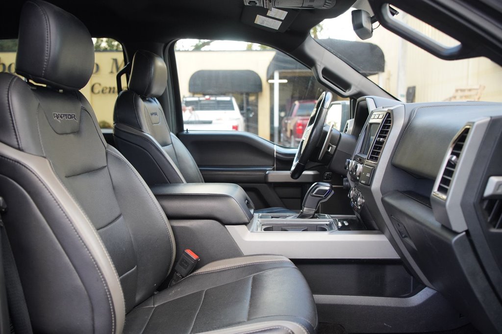2018 Ford F-150 - $32,999