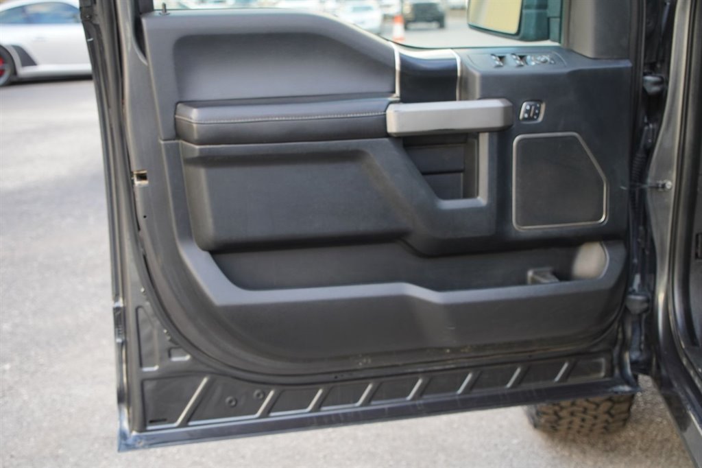 2018 Ford F-150 - $32,999