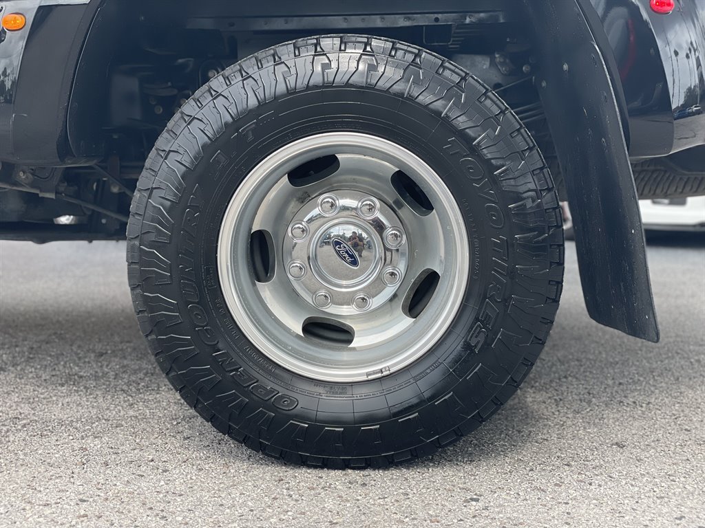 2017 Ford F-350 - $45,999