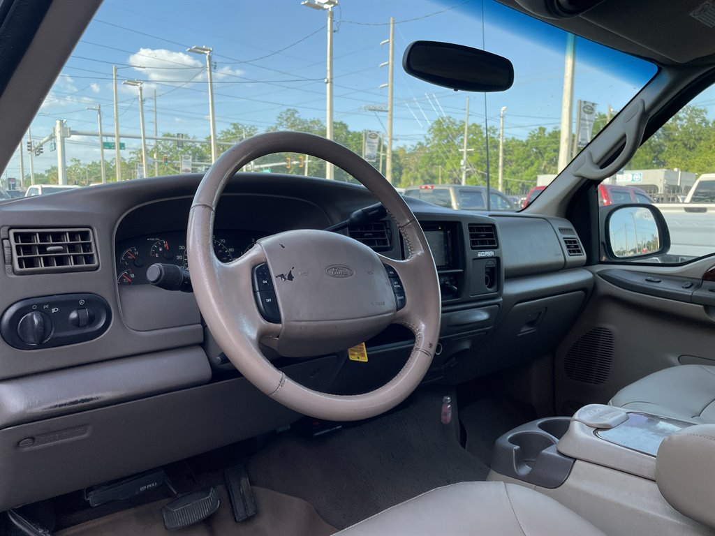 2000 Ford Excursion Limited photo