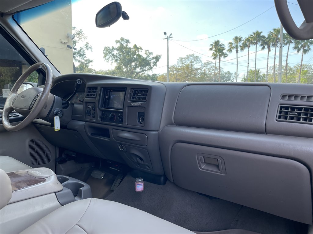 2000 Ford Excursion Limited photo