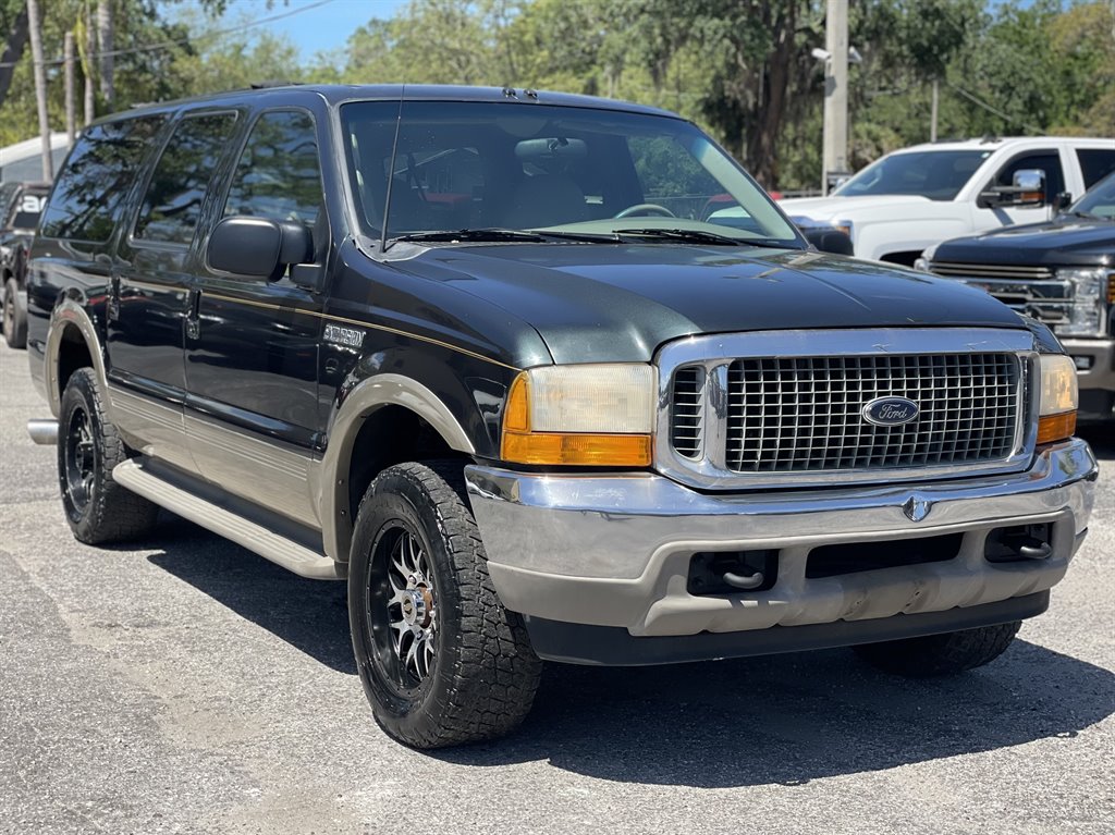 2000 Ford Excursion Limited photo