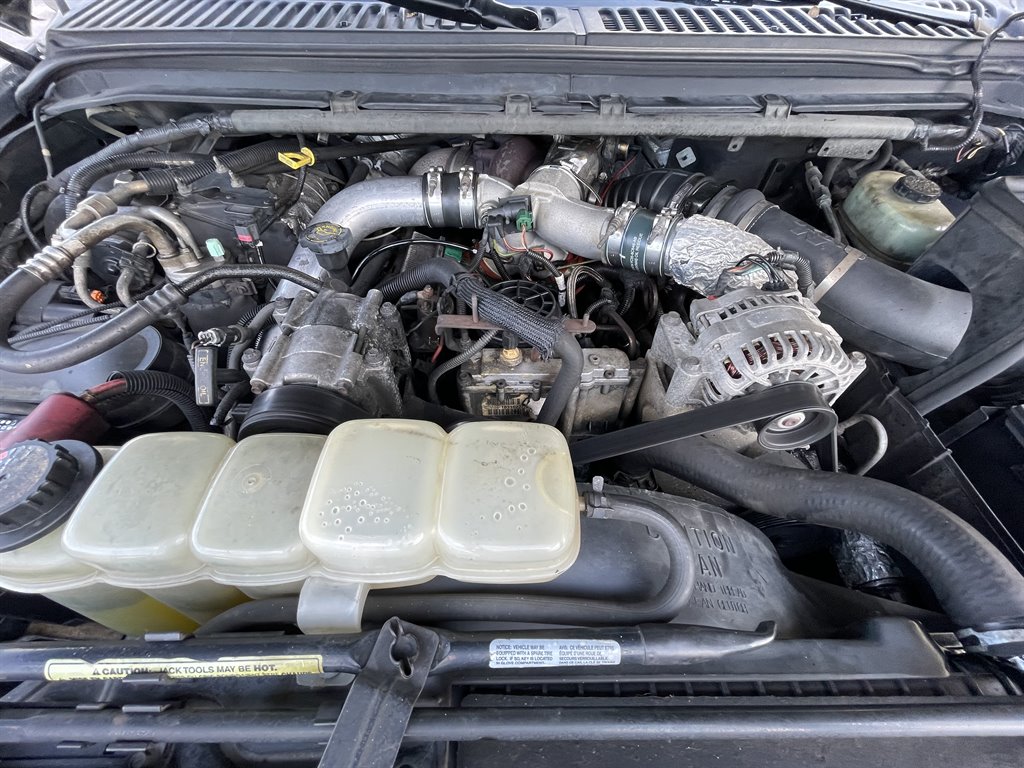 2000 Ford Excursion Limited photo