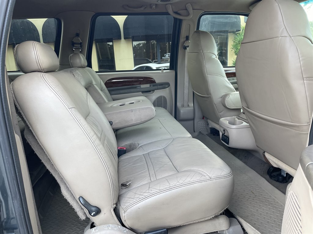 2000 Ford Excursion Limited photo