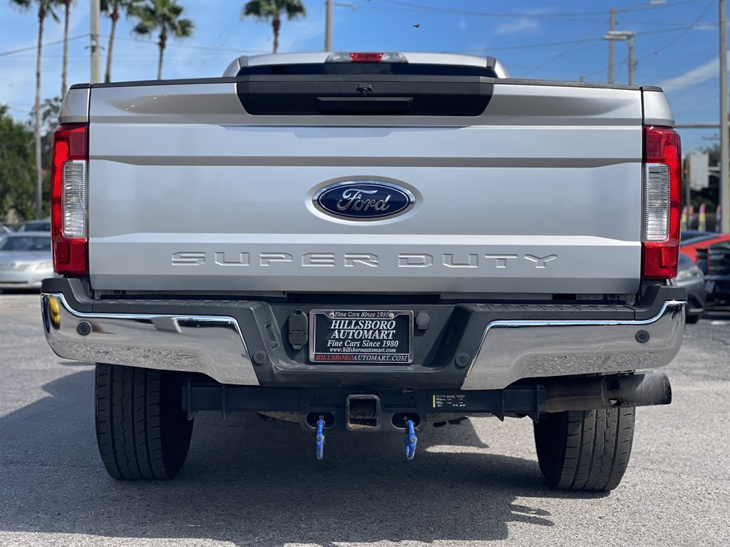 2017 Ford F-350 - $27,999