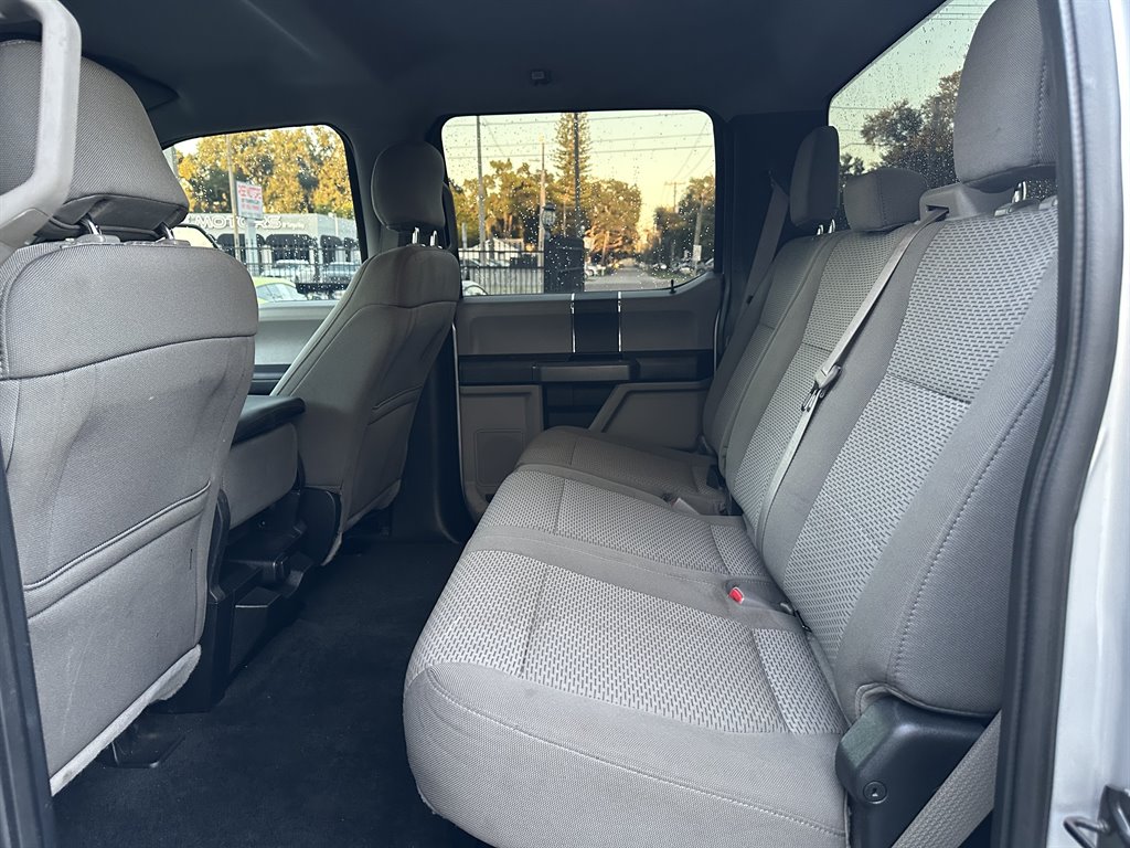 2017 Ford F-350 - $27,999