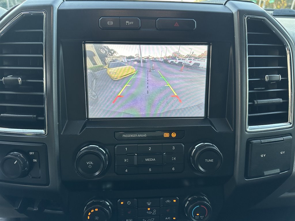 2017 Ford F-350 - $27,999