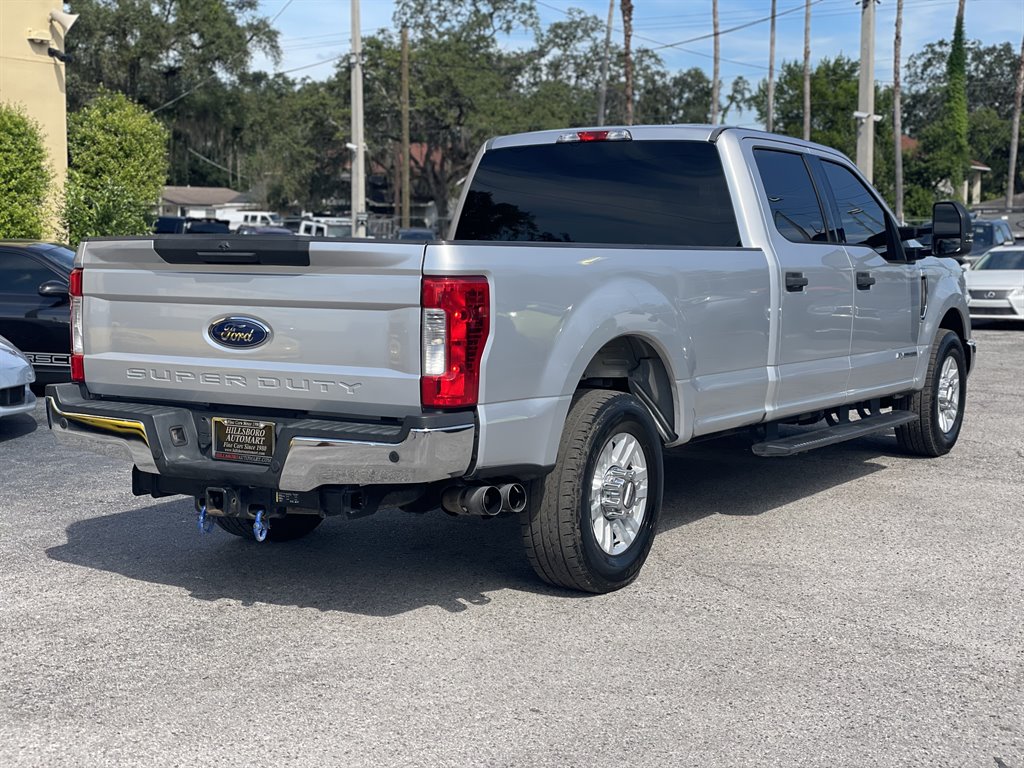2017 Ford F-350 - $27,999