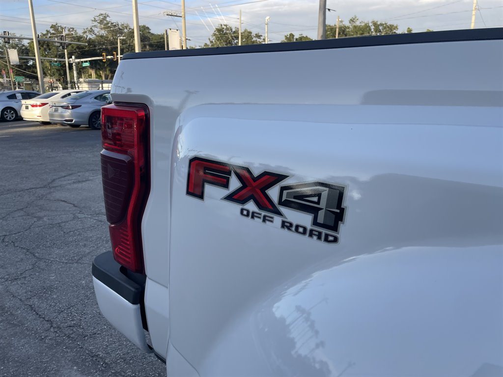 2022 Ford F-350 - $53,999