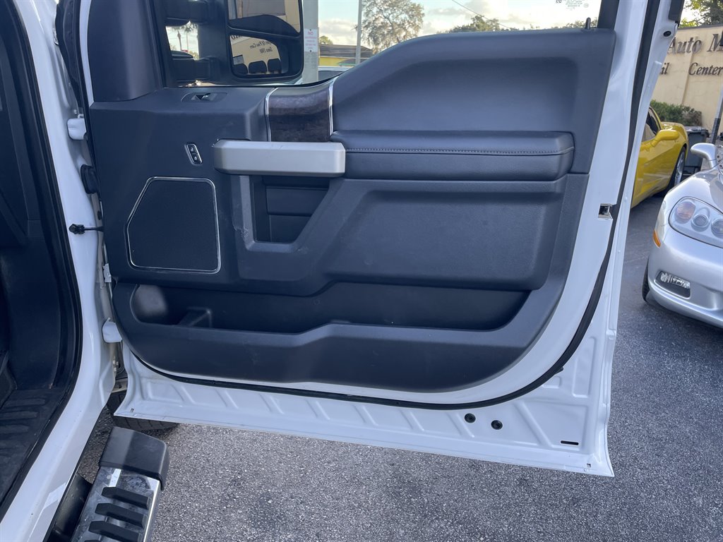 2022 Ford F-350 - $53,999
