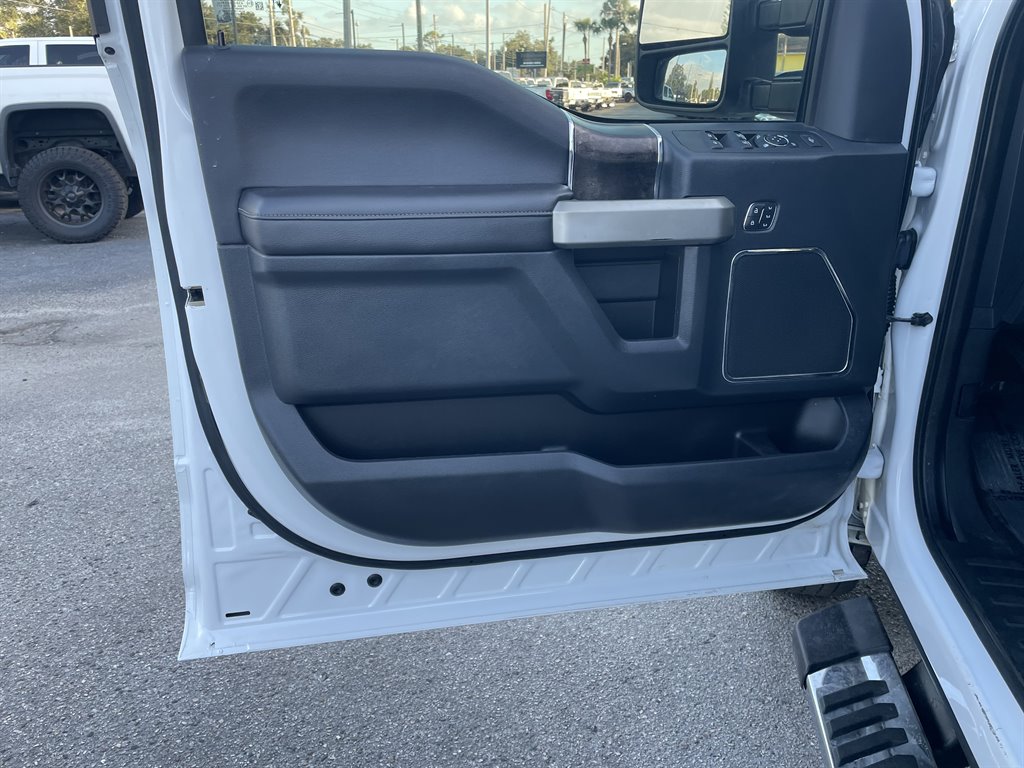 2022 Ford F-350 - $53,999