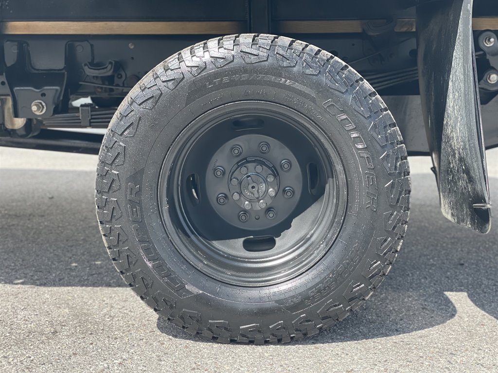 2023 Ford F-350 - $43,999